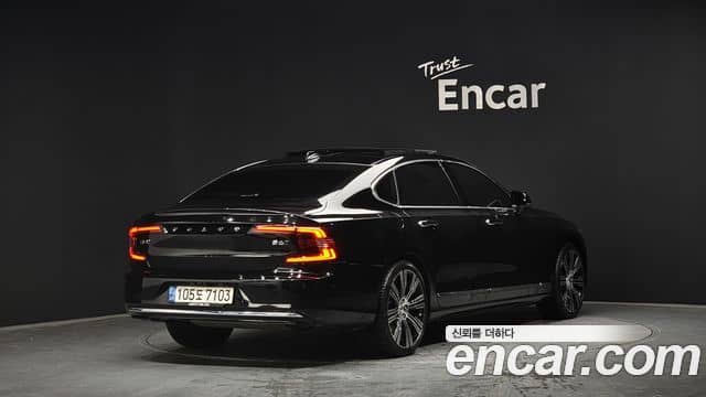 Volvo S90, 2022