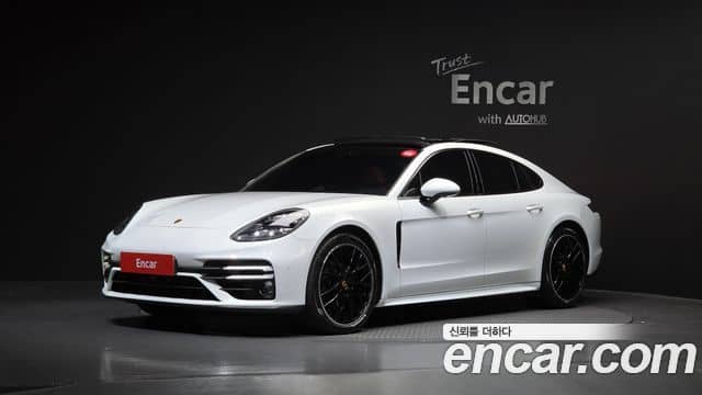 Porsche Panamera, 2021