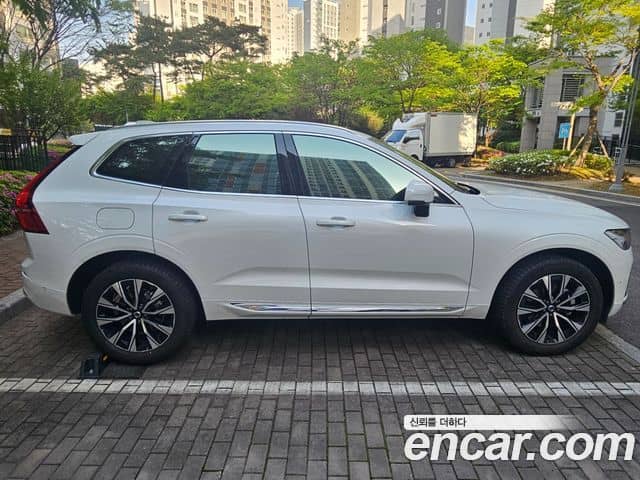 Volvo XC60, 2024