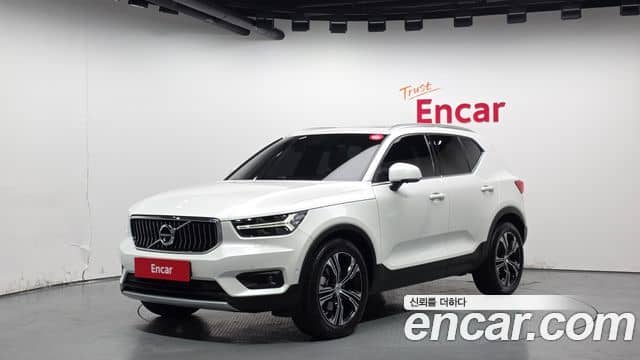 Volvo XC40, 2021