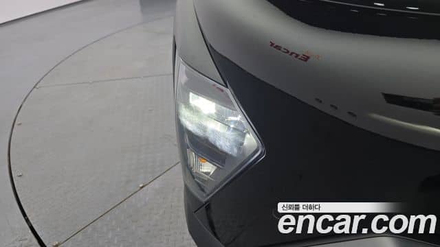 Hyundai Kona Hybrid, 2023