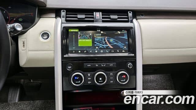 Land Rover Discovery 5, 2018