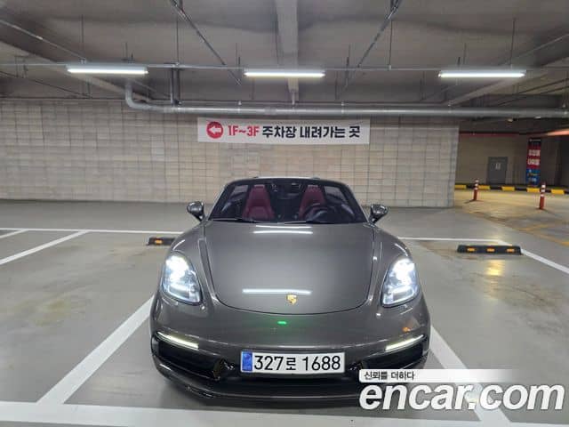 Porsche 718 Boxster, 2018