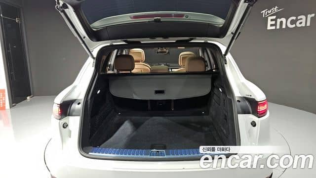 Porsche Cayenne, 2022