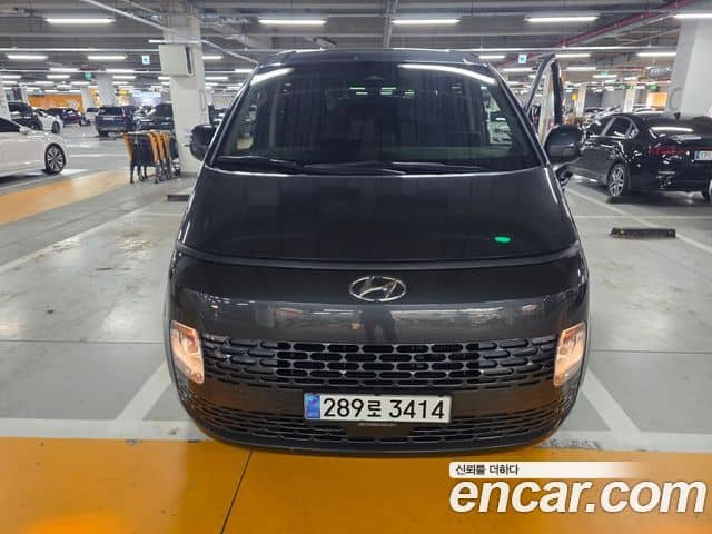 Hyundai Staria, 2021