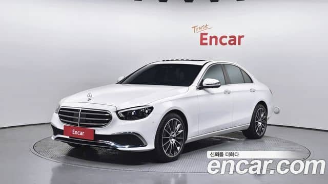 Mercedes-Benz E-Class, 2022