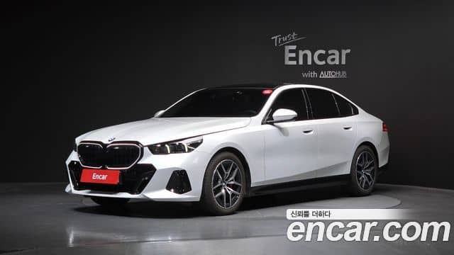 BMW 5 Series, 2025