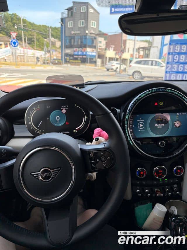 Mini Cooper S, 2023