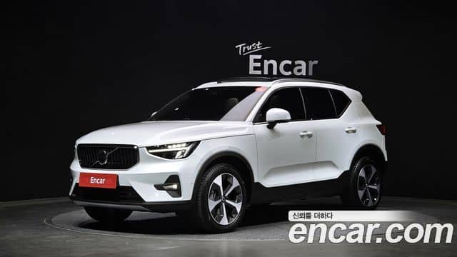 Volvo XC40, 2023