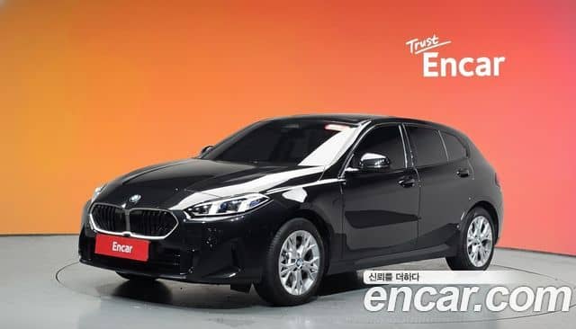 BMW 1 Series, 2025