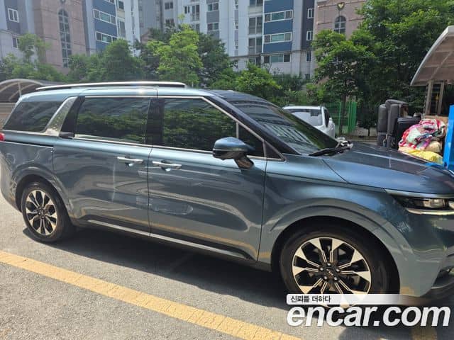 Kia Carnival, 2022