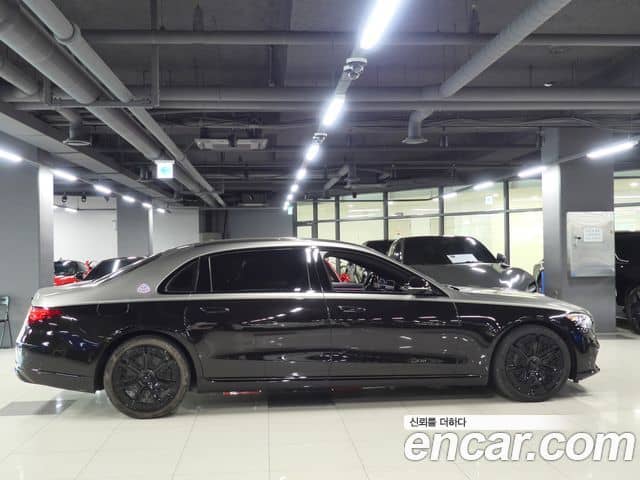 Mercedes-Benz S-Class, 2024