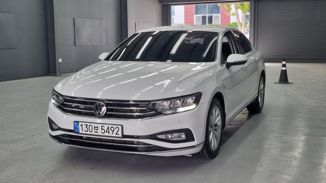 Volkswagen Passat GT, 2021