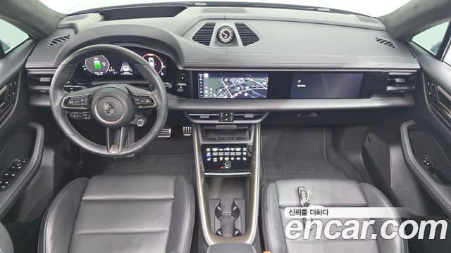 Porsche Macan EV, 2025