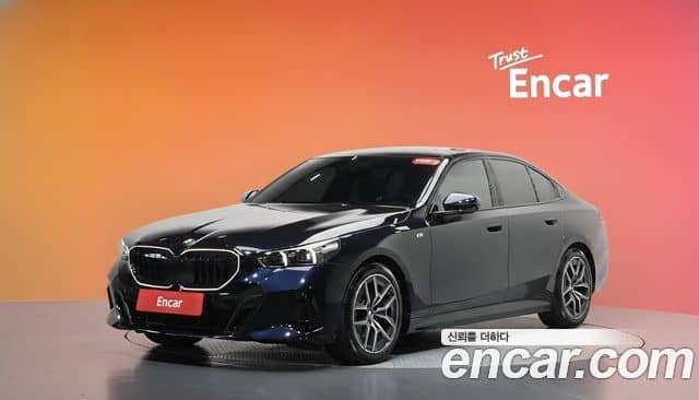 BMW 5 Series, 2025