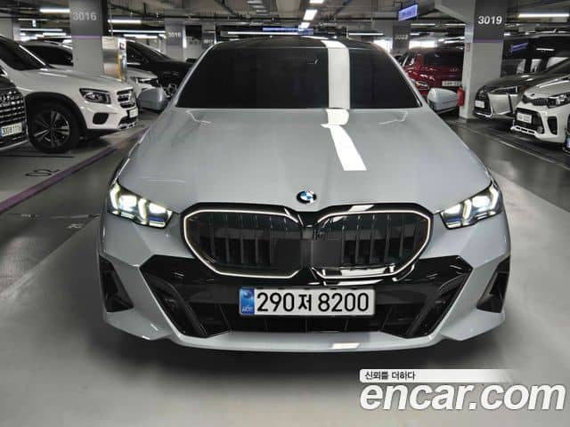 BMW 5 Series, 2025