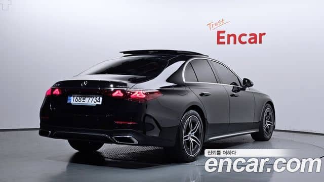 Mercedes-Benz E-Class, 2025