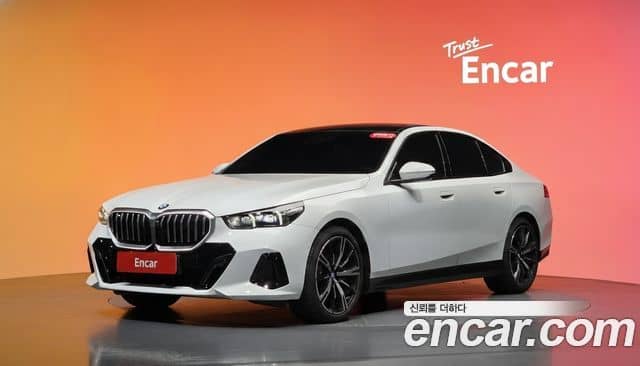 BMW 5 Series, 2025