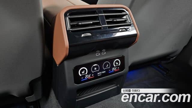BMW 5 Series, 2025