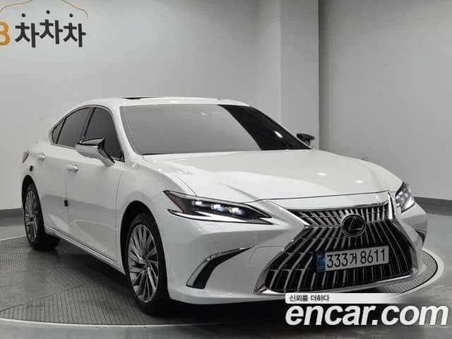 Lexus ES300h, 2026