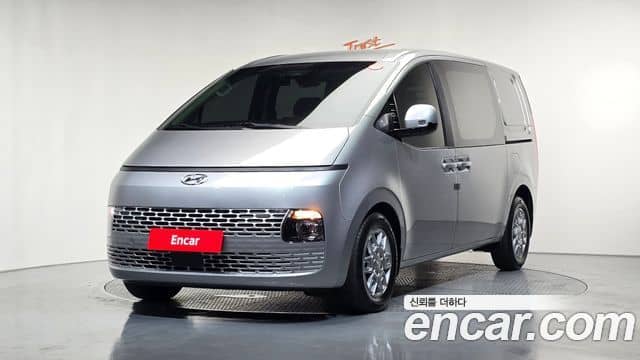 Hyundai Staria, 2023