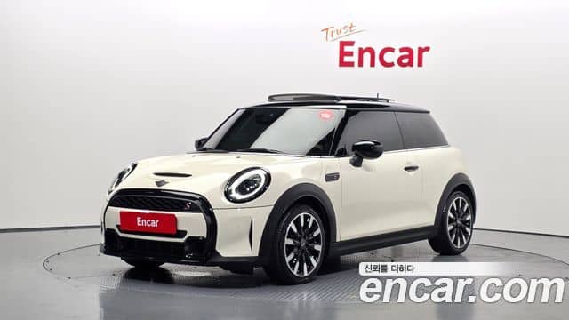Mini Cooper S, 2022