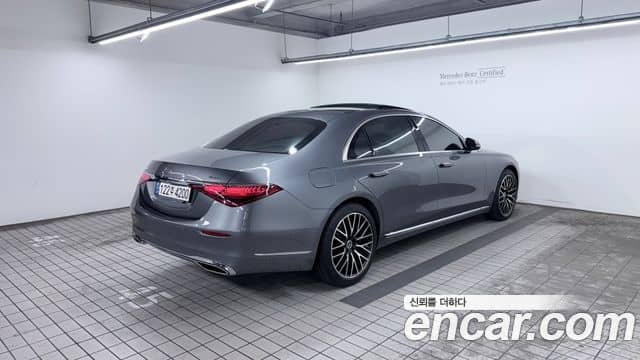 Mercedes-Benz S-Class, 2022