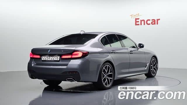 BMW 5 Series, 2023
