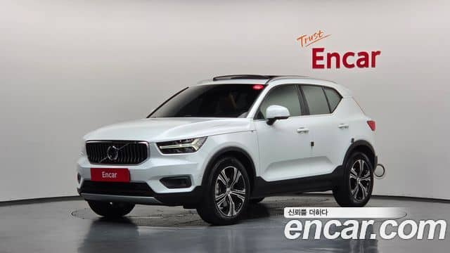 Volvo XC40, 2022