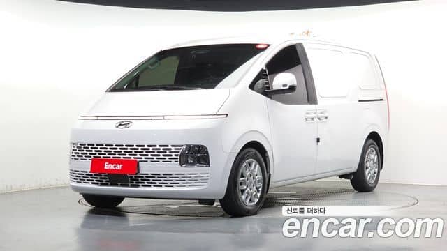 Hyundai Staria, 2022