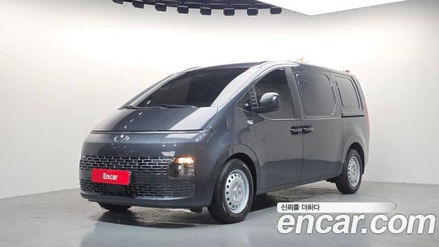 Hyundai Staria, 2023