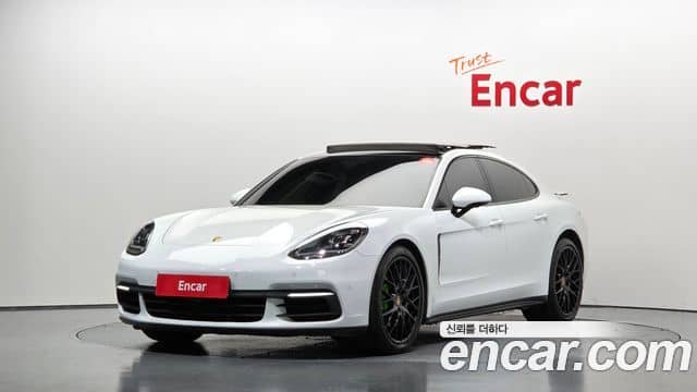 Porsche Panamera, 2018