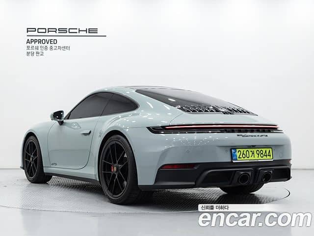 Porsche 911, 2025