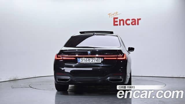 BMW 7 Series, 2021