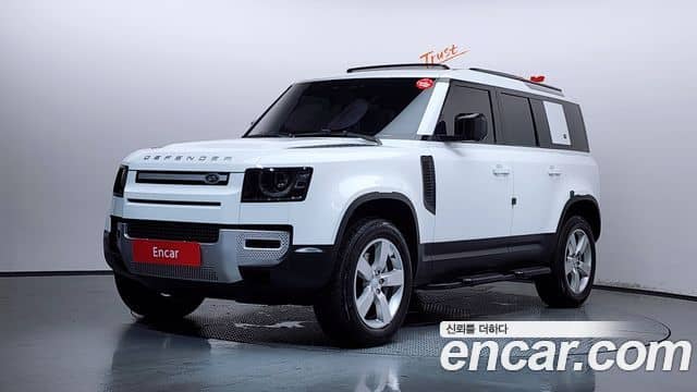 Land Rover Defender, 2022