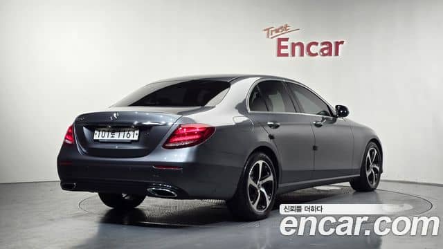 Mercedes-Benz E-Class, 2020