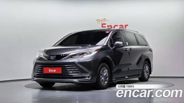Toyota Sienna, 2025