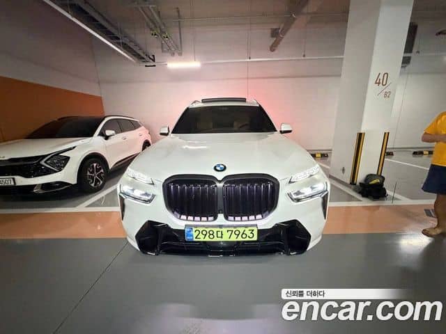 BMW X7, 2025