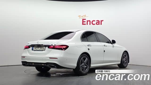 Mercedes-Benz E-Class, 2023