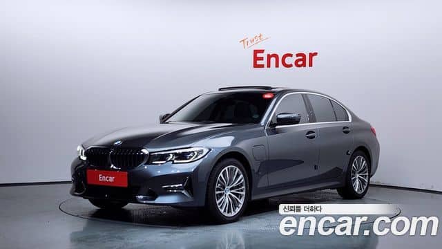 BMW 3 Series, 2021