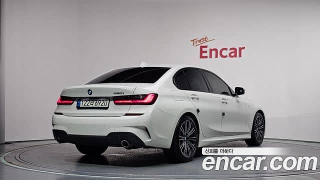 BMW 3 Series, 2022