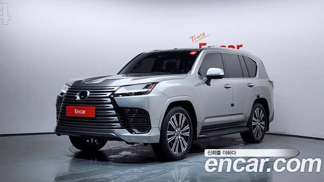 Lexus LX, 2025