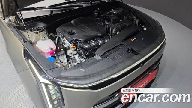 Kia K8, 2025