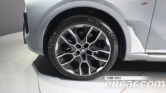 BMW X7, 2024