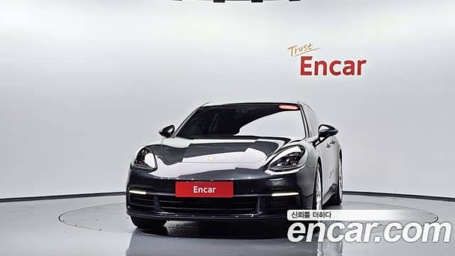 Porsche Panamera, 2018