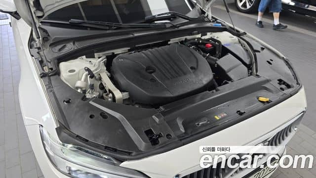 Volvo S90, 2022