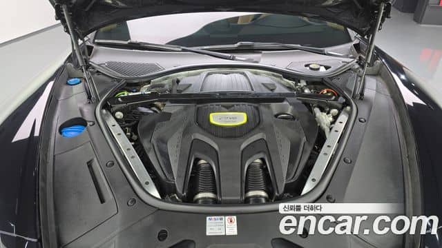 Porsche Panamera, 2019