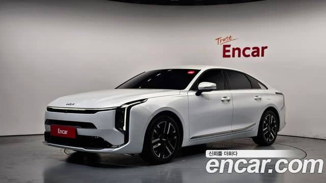 Kia K8, 2025