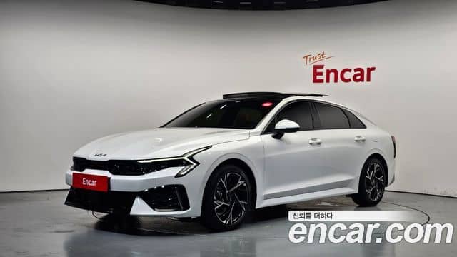 Kia K5, 2025