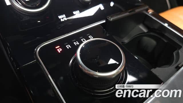 Land Rover Range Rover Velar, 2018
